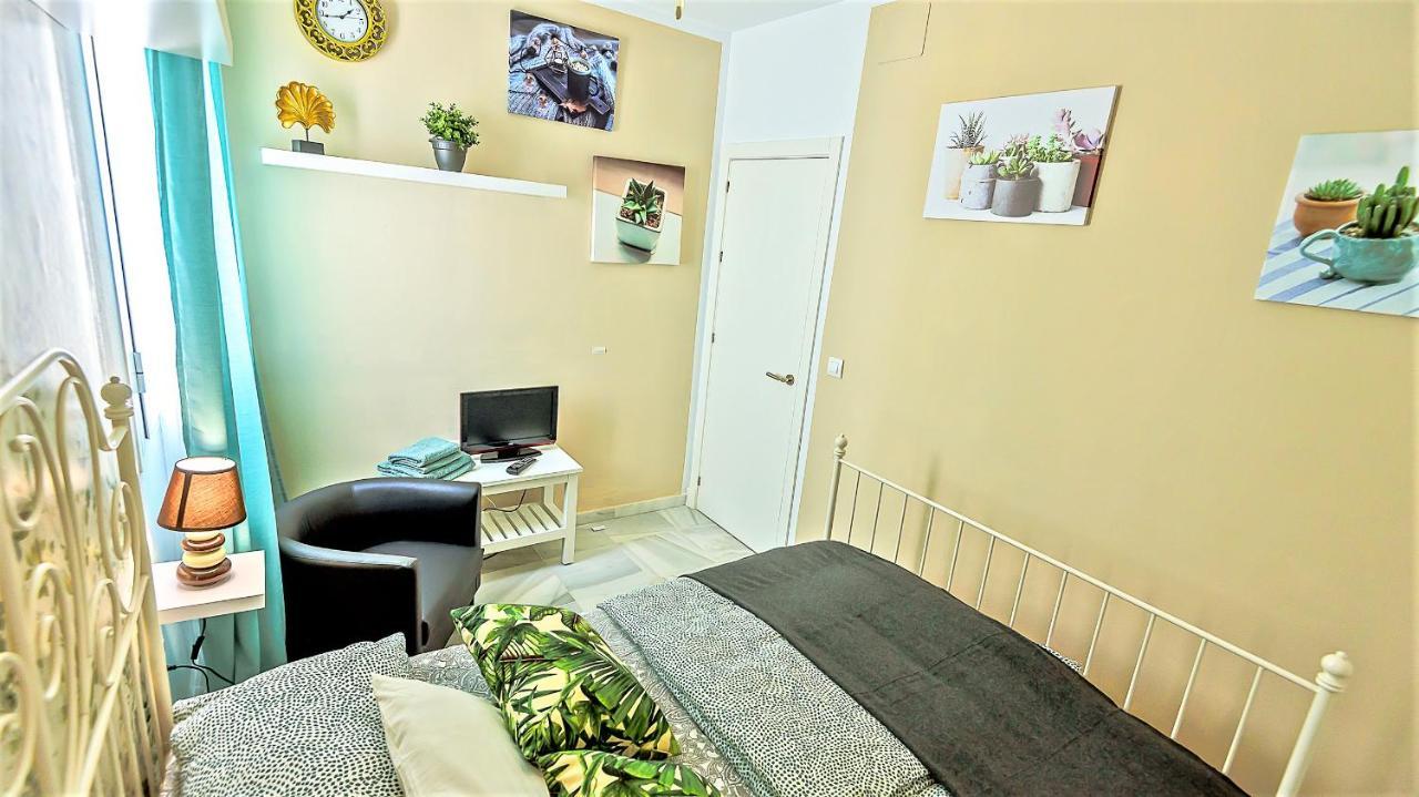 Palacios Deluxe Apartment With Elevator Эль-Пуэрто-де-Санта-Мария Экстерьер фото