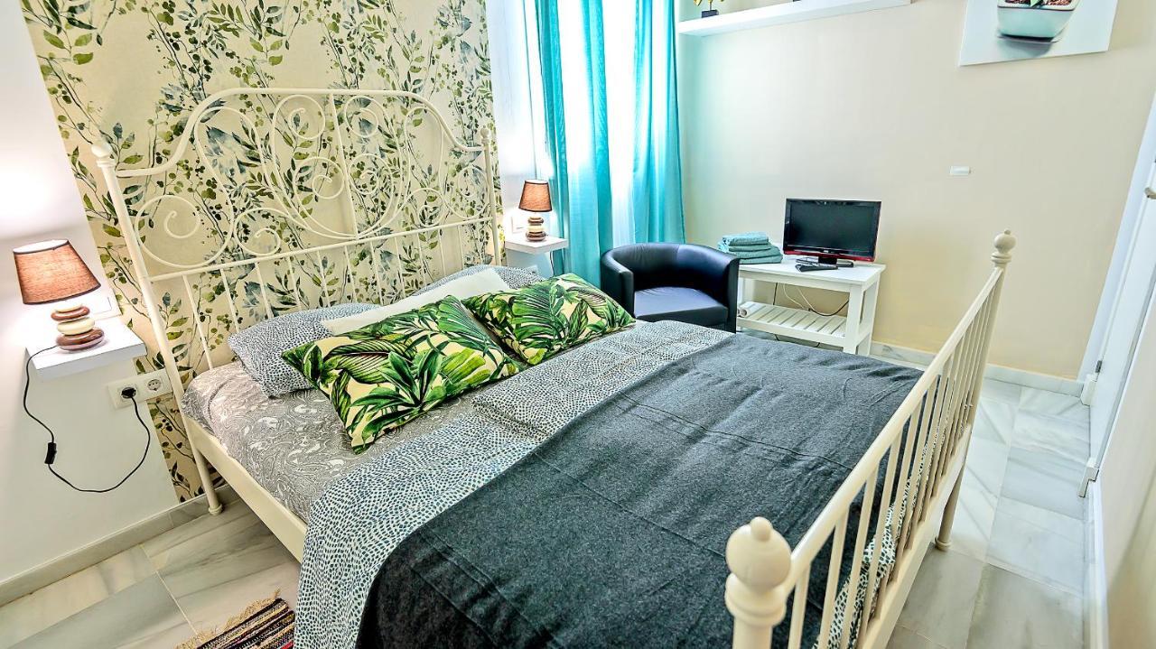 Palacios Deluxe Apartment With Elevator Эль-Пуэрто-де-Санта-Мария Экстерьер фото